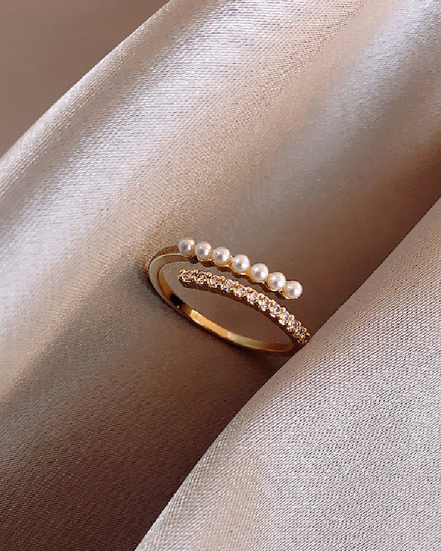 パール リング レディース 華奢 シンプル エレガント おしゃれ フリーサイズ 調整可能 アクセサリー 高見え デイリー デート 結婚式 フォーマル ID1569