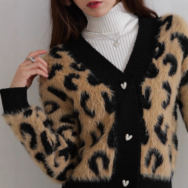 レオパード柄 ニットカーディガン レディース シャギー調 ふわふわ 長袖 Vネック ハートボタン 大人可愛い フェミニン トレンド おしゃれ 秋冬 新作 ID2001