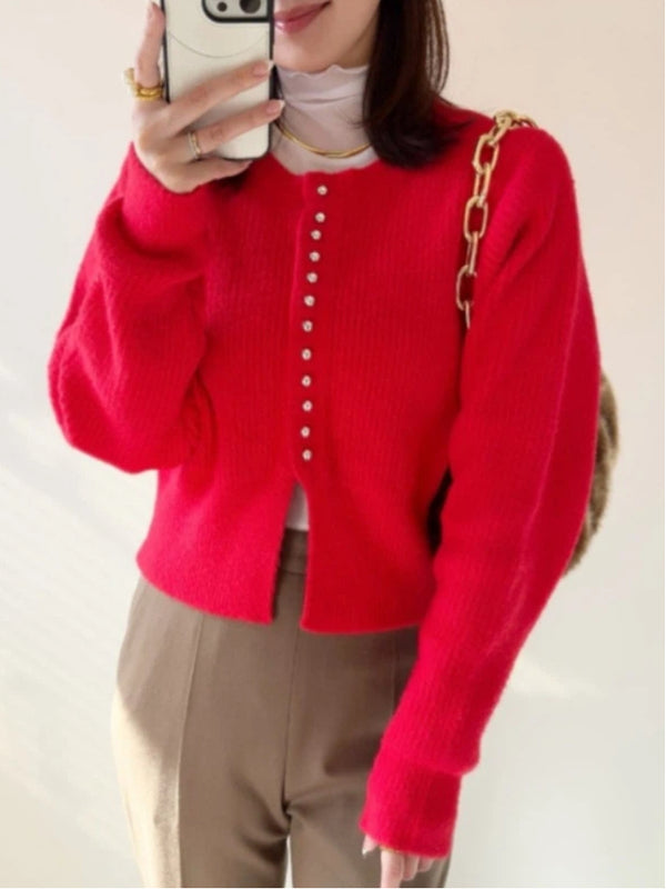 「今年最後の大チャンス」パールボタン ニットカーディガン レディース 長袖 ショート丈 ふんわり 上品 フェミニン キレイめ 通勤 デイリー ID2244