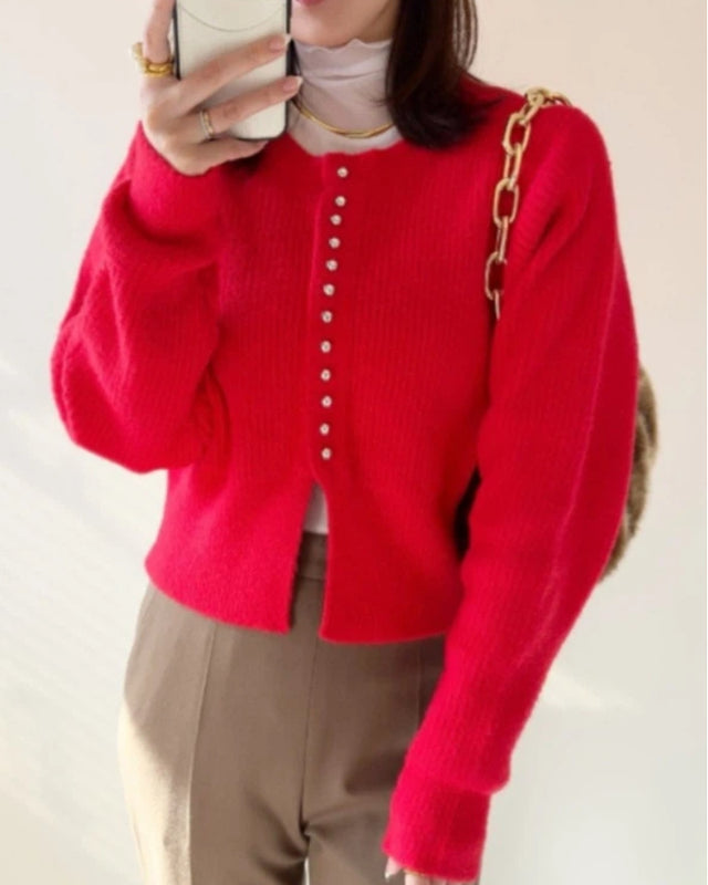 「今年最後の大チャンス」パールボタン ニットカーディガン レディース 長袖 ショート丈 ふんわり 上品 フェミニン キレイめ 通勤 デイリー ID2244