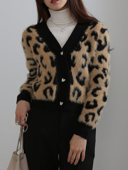レオパード柄 ニットカーディガン レディース シャギー調 ふわふわ 長袖 Vネック ハートボタン 大人可愛い フェミニン トレンド おしゃれ 秋冬 新作 ID2001