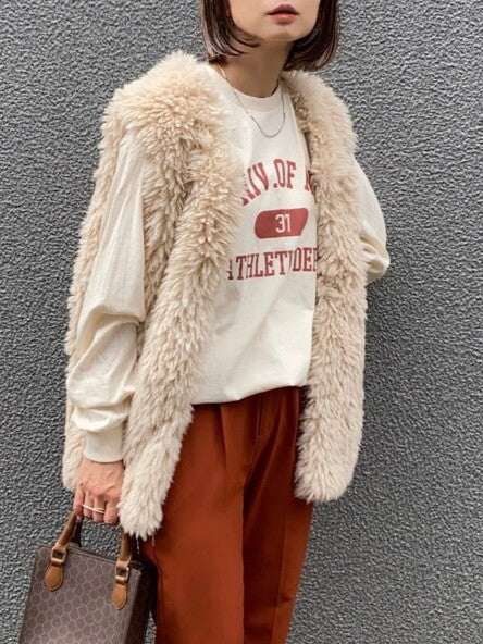 フェイクファー ベスト レディース ノースリーブ ジレ ふわふわ もこもこ アウター 秋冬 おしゃれ カジュアル 体型カバー 重ね着 防寒 人気 トレンド ID1856