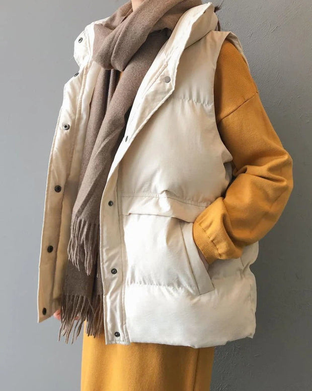 中綿 ベスト レディース フード付き アウター 秋冬 無地 シンプル ゆったり 軽量 暖かい 防寒 体型カバー カジュアル 通勤 通学 きれいめ 大人女子 おしゃれ 人気 新作 ID1951