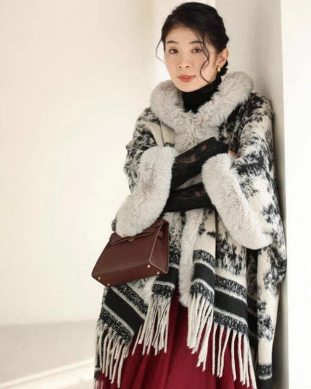 「今年最後の大チャンス」フリンジ デザイン ニット ケープ ポンチョ レディース ふわふわ 柔らかい 暖かい エレガント アウター 秋冬 ID2252