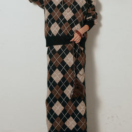 アーガイル柄 ニットセットアップ レディース 長袖 プルオーバー ニットトップス＋ロングスカート 2点セット 体型カバー 大人カジュアル 上品 きれいめ 秋冬 新作 ID2011