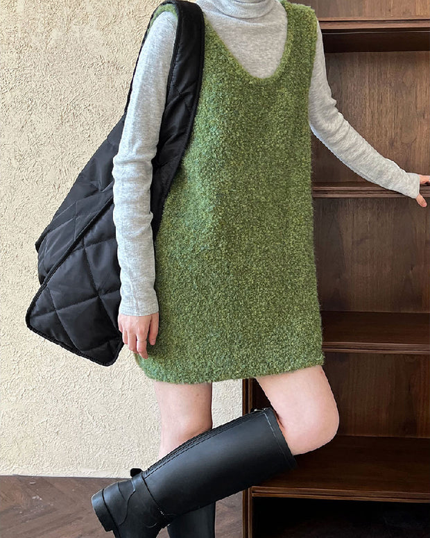 ふわもこ ニット ベストワンピース レディース Uネック ゆったり 体型カバー レイヤードスタイル おしゃれ 秋冬コーデ カジュアル 大人女子 デイリーに使える シンプル ジャンパースカート ニットワンピ ID2312