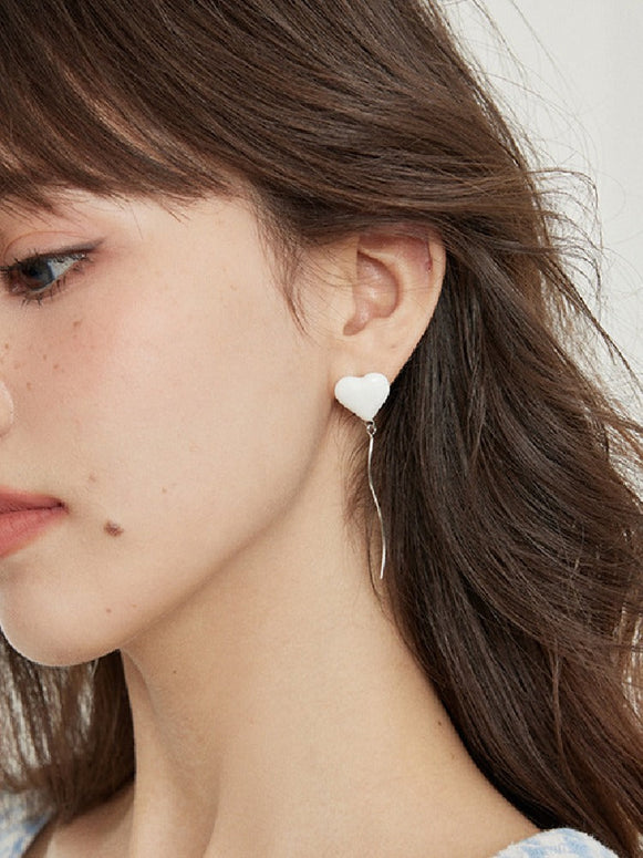 ハートピアス レディース ホワイト シンプル 可愛い ロングチェーン 片耳用 両耳用 アクセサリー おしゃれ デート 学生 カジュアル ギフト ID1300