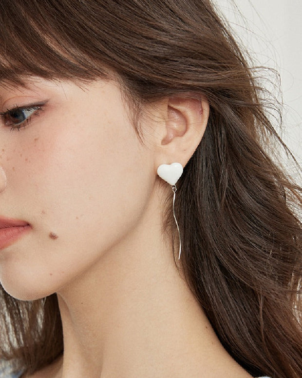 ハートピアス レディース ホワイト シンプル 可愛い ロングチェーン 片耳用 両耳用 アクセサリー おしゃれ デート 学生 カジュアル ギフト ID1300