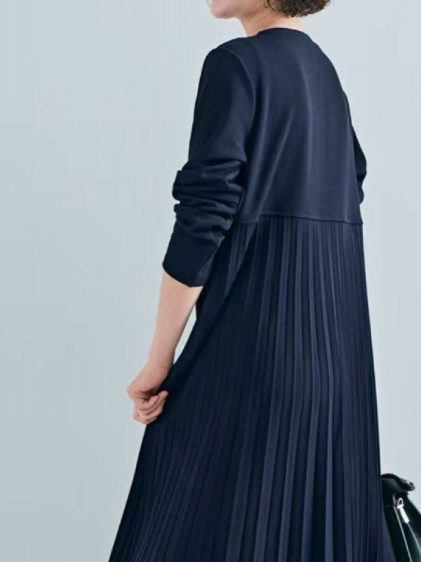 プリーツ ワンピース レディース 長袖 ロング丈 Aライン 体型カバー 上品 エレガント 通勤 フォーマル きれいめ 秋冬 新作 ID2126