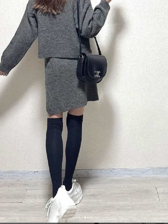 セットアップ レディース ニットトップス + ニットスカート 2点セット 長袖 無地 クルーネック シンプル カジュアル 体型カバー 上下セット おしゃれ きれいめ 秋冬コーデ 通勤 通学 デート 韓国風 ファッション ID1664