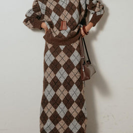 アーガイル柄 ニットセットアップ レディース 長袖 プルオーバー ニットトップス＋ロングスカート 2点セット 体型カバー 大人カジュアル 上品 きれいめ 秋冬 新作 ID2011