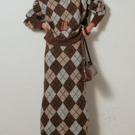 アーガイル柄 ニットセットアップ レディース 長袖 プルオーバー ニットトップス＋ロングスカート 2点セット 体型カバー 大人カジュアル 上品 きれいめ 秋冬 新作 ID2011