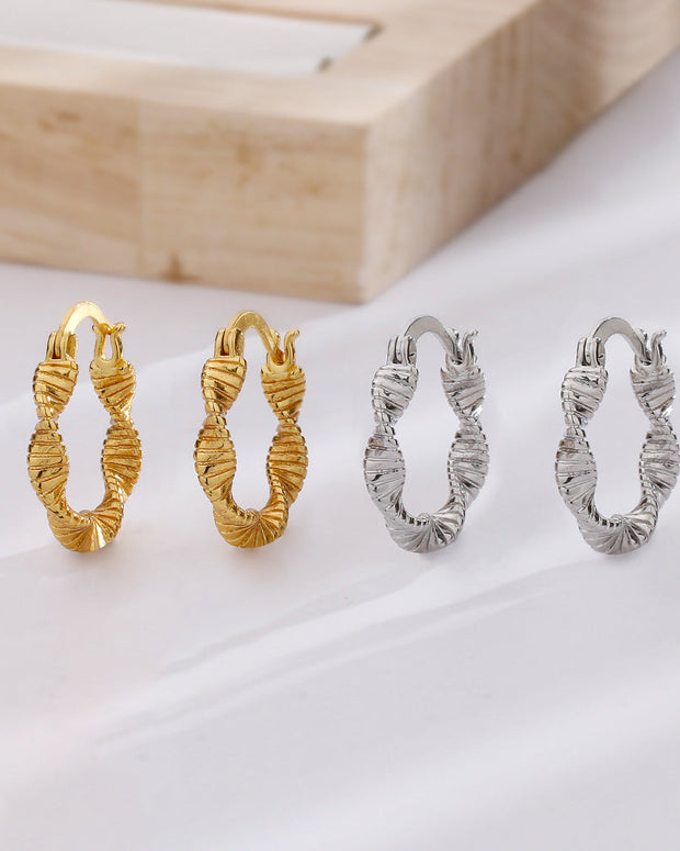 モビウス フープ ピアス レディース シルバー アクセサリー シンプル 上品 おしゃれ 大人可愛い 通勤 通学 デイリー ギフト 人気 新作 ID1862