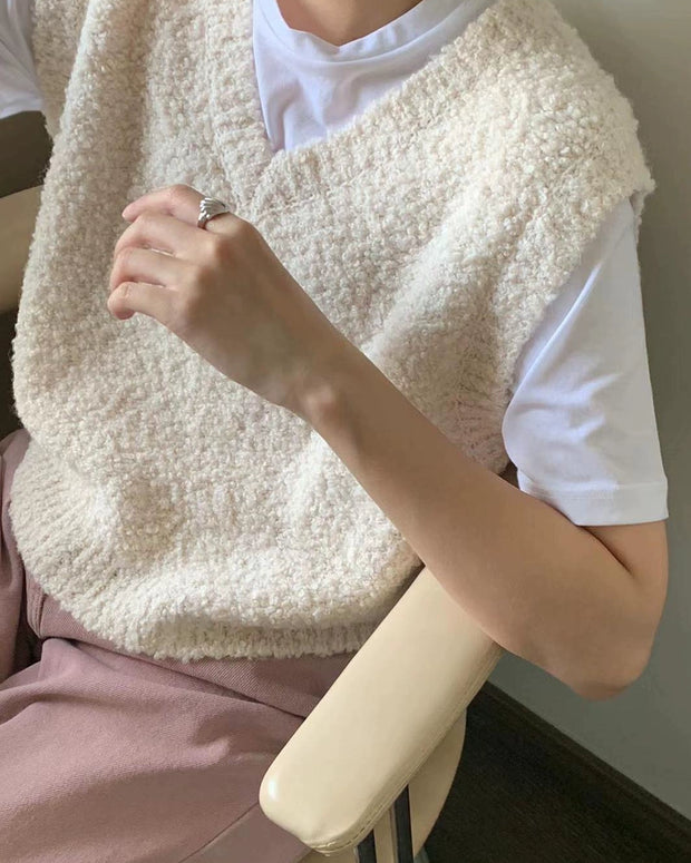 「年末前の大感謝祭」ボア ベスト レディース Vネック ノースリーブ ゆったり シンプル おしゃれ ふわふわ 柔らかい 軽量 カジュアル 秋冬 新作 ID2151