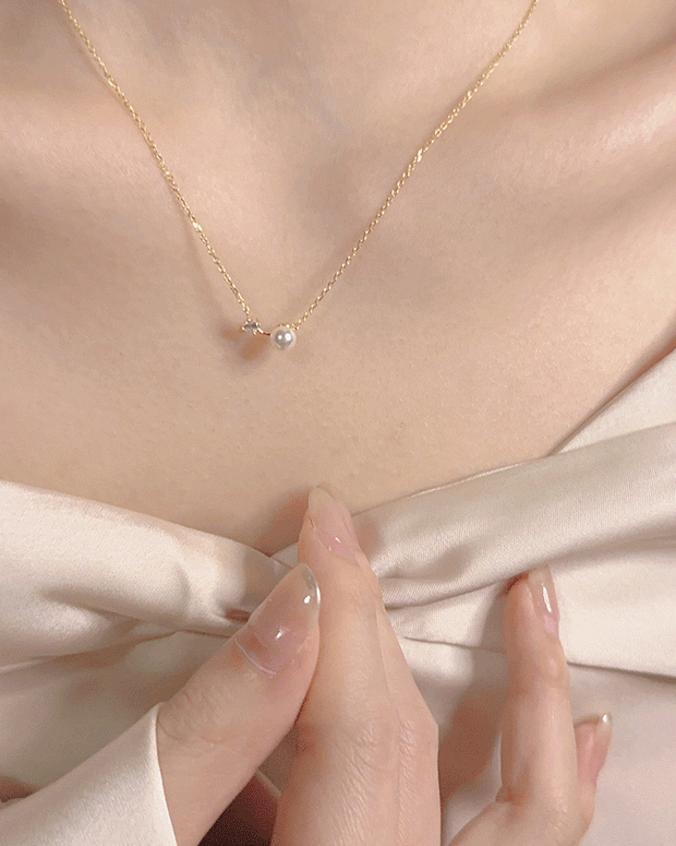 【462】パールネックレス レディース シンプル 上品 通勤用 アクセサリー 夏 高見え スキンジュエリー 華奢デザイン 新作