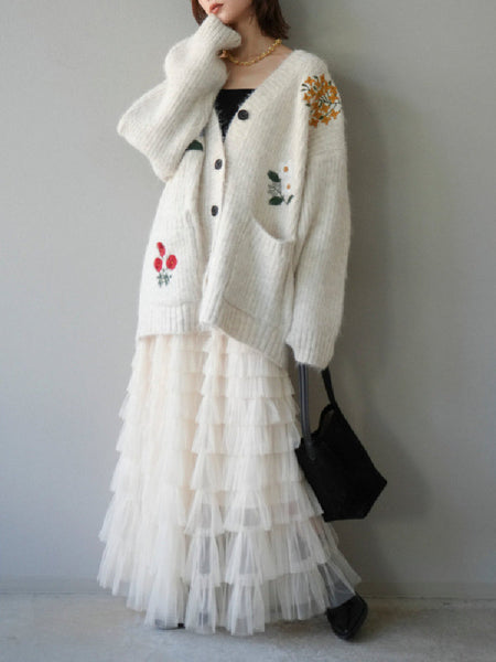 可単品販売！セットアップ 3色展開 Vネック 刺繍 カーディガン レディース ゆったり ニットアウター + チュールスカート 2点セット 体型カバー 秋冬新作 ID1843