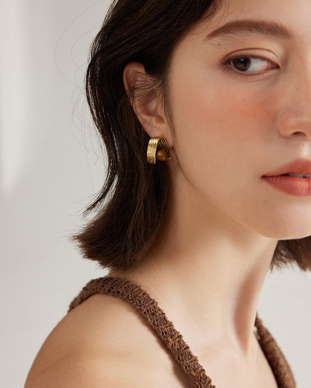 弧形 ピアス レディース 高級感 虎目石 おしゃれ 耳飾り アクセサリー 金属アレルギー対応 デイリー パーティー フォーマル ギフト ID1307