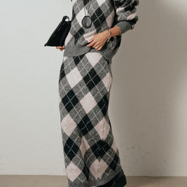 アーガイル柄 ニットセットアップ レディース 長袖 プルオーバー ニットトップス＋ロングスカート 2点セット 体型カバー 大人カジュアル 上品 きれいめ 秋冬 新作 ID2011