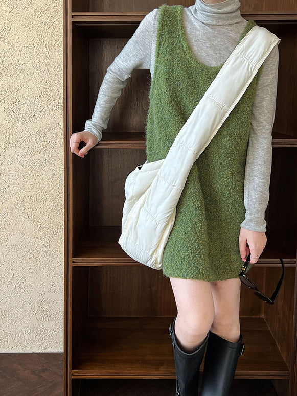 ふわもこ ニット ベストワンピース レディース Uネック ゆったり 体型カバー レイヤードスタイル おしゃれ 秋冬コーデ カジュアル 大人女子 デイリーに使える シンプル ジャンパースカート ニットワンピ ID2312