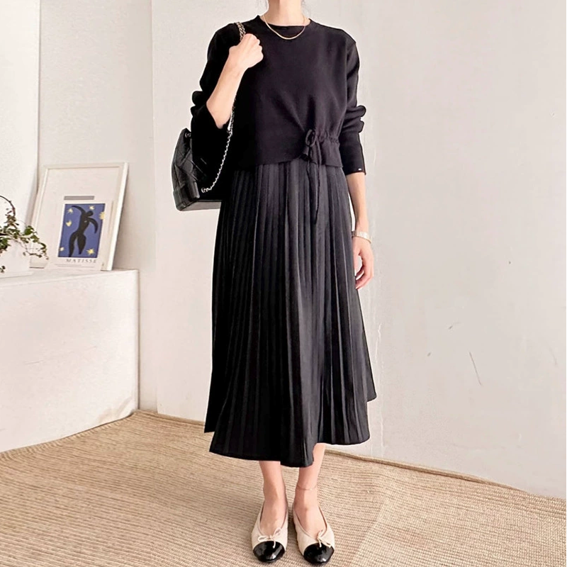 ID69 Casual Simple Round Neck Knit Top + Pleated Camisole Dress Set 