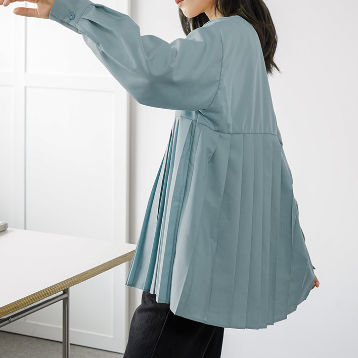 ID131 Shirt, Loose Fit, Plain, Pleated Design, Mid-Length, Layered, Simple, Stylish, Clean, Feminine, Casual 