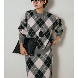 アーガイル柄 ニットセットアップ レディース 長袖 プルオーバー ニットトップス＋ロングスカート 2点セット 体型カバー 大人カジュアル 上品 きれいめ 秋冬 新作 ID2011