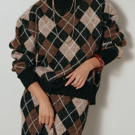 アーガイル柄 ニットセットアップ レディース 長袖 プルオーバー ニットトップス＋ロングスカート 2点セット 体型カバー 大人カジュアル 上品 きれいめ 秋冬 新作 ID2011