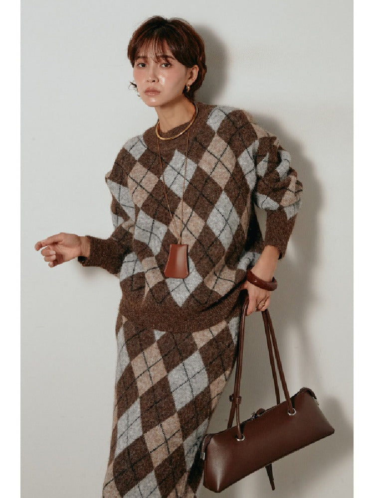 アーガイル柄 ニットセットアップ レディース 長袖 プルオーバー ニットトップス＋ロングスカート 2点セット 体型カバー 大人カジュアル 上品 きれいめ 秋冬 新作 ID2011