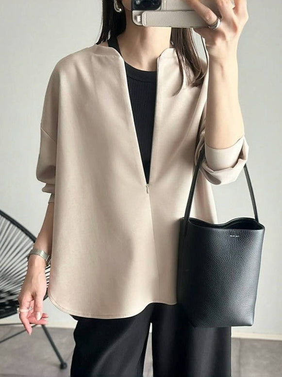 ジップアップ ブラウス レディース 長袖 Vネック シャツ 無地 シンプル ゆったり カジュアル おしゃれ 大人女子 通勤 通学 OL オフィスコーデ 上品 体型カバー きれいめ ナチュラル ベーシック トップス 重ね着 定番 秋春 ファッション 大人可愛い 着回し 楽ちん シャツブラウス ID1611