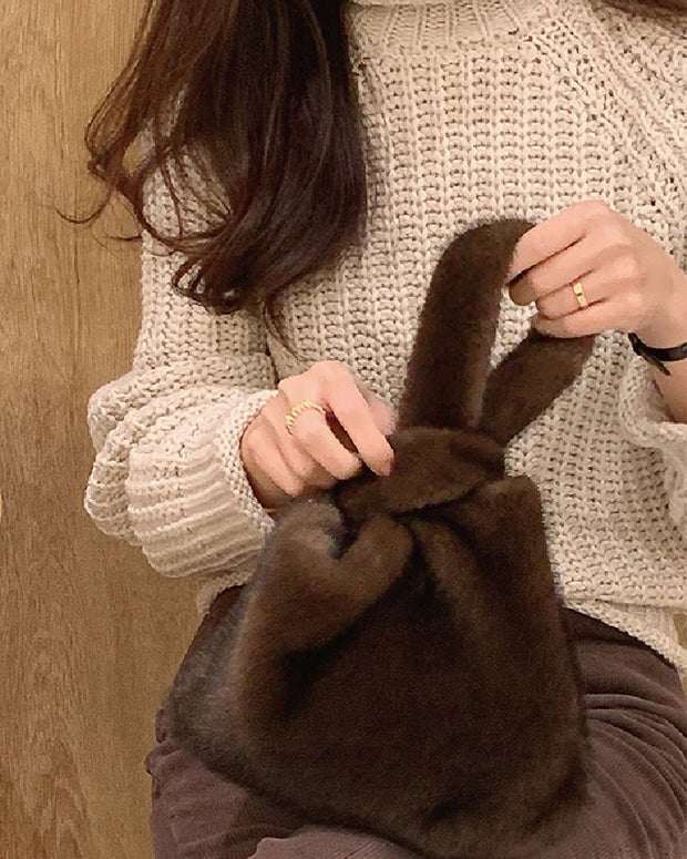 バッグ レディース ふわふわ フェイクファー ハンドバッグ 冬 コーデ 通勤 大人可愛い 上品 おしゃれ 手提げ きれいめ 軽量 デイリー 収納力 ミニバッグ ID2210