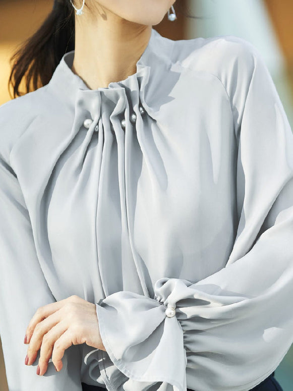 スタンドカラー ブラウス レディース 長袖 無地 パール調 ビーズ付き フレアスリーブ エレガント トップス 入学式 卒業式 通勤 オフィス フォーマル お呼ばれ 食事会 結婚式 二次会 大人女子 きれいめ 上品 ID1410