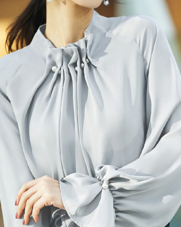 スタンドカラー ブラウス レディース 長袖 無地 パール調 ビーズ付き フレアスリーブ エレガント トップス 入学式 卒業式 通勤 オフィス フォーマル お呼ばれ 食事会 結婚式 二次会 大人女子 きれいめ 上品 ID1410