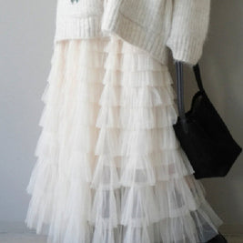 可単品販売！セットアップ 3色展開 Vネック 刺繍 カーディガン レディース ゆったり ニットアウター + チュールスカート 2点セット 体型カバー 秋冬新作 ID1843