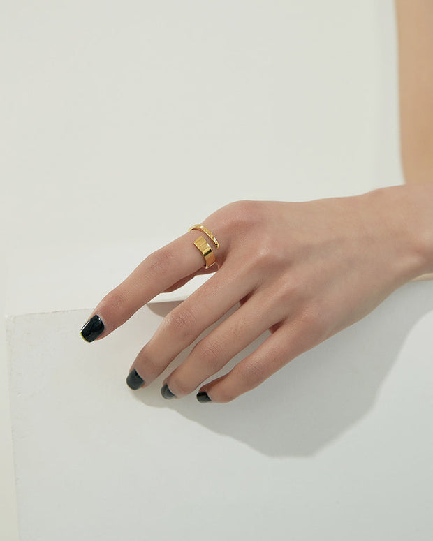 開口リング レディース ゴールド チタン製 指輪 シンプル おしゃれ 重ね風 クロスデザイン 金属感 モード系 アクセサリー ID1247